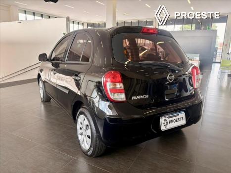 NISSAN March 1.0 16V 4P S FLEX, Foto 4