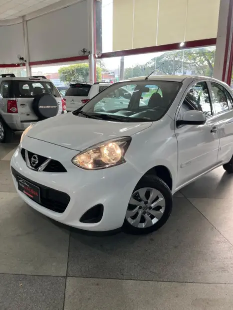 NISSAN March 1.0 16V 4P S FLEX, Foto 9