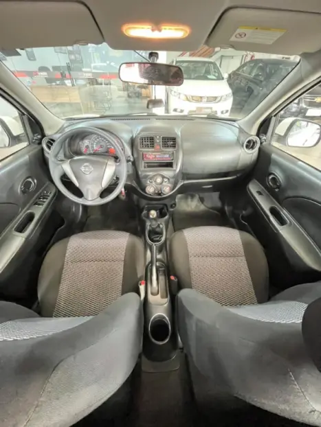 NISSAN March 1.0 16V 4P S FLEX, Foto 15