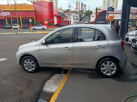 NISSAN March 1.0 16V 4P SV FLEX, Foto 8