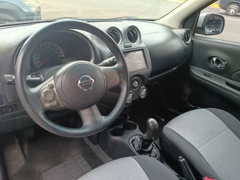 NISSAN March 1.0 16V 4P SV FLEX, Foto 10
