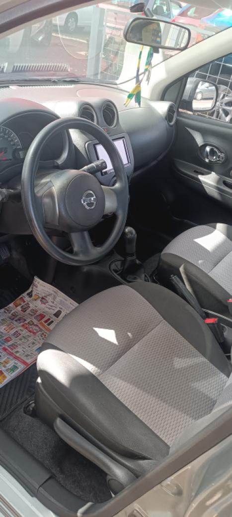 NISSAN March 1.6 16V 4P S FLEX, Foto 9