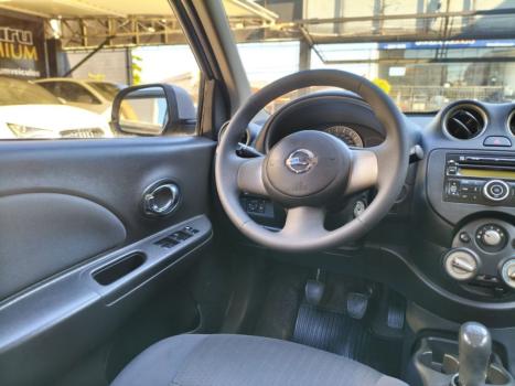 NISSAN March 1.6 16V 4P SR FLEX, Foto 6