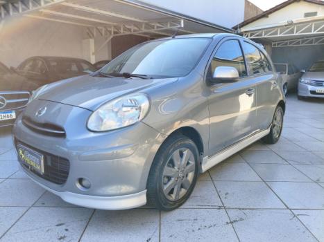NISSAN March 1.6 16V 4P SR FLEX, Foto 14