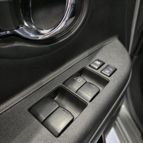 NISSAN March 1.6 16V 4P SV FLEX AUTOMTICO CVT, Foto 13