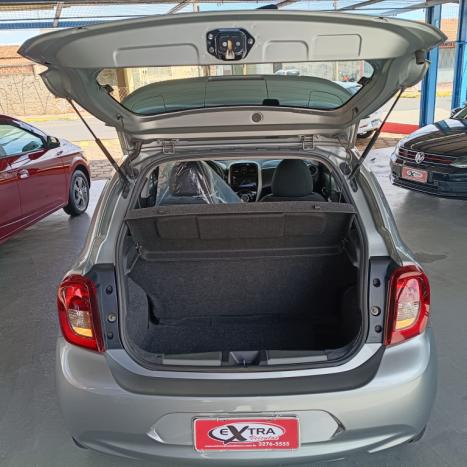 NISSAN March 1.6 16V 4P SL FLEX AUTOM�TICO CVT, Foto 16