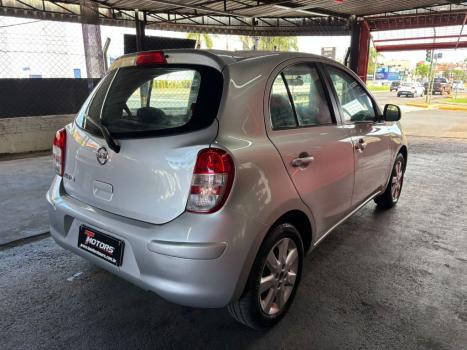 NISSAN March 1.6 16V 4P S FLEX, Foto 3