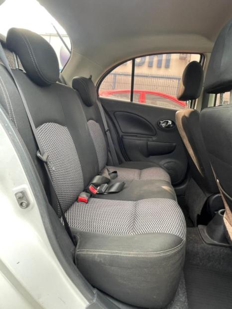 NISSAN March 1.6 16V 4P SV FLEX, Foto 7