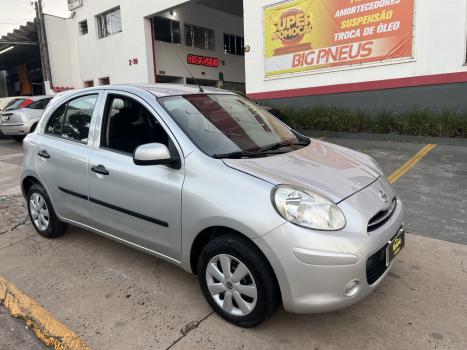 NISSAN March 1.6 16V 4P S FLEX, Foto 5