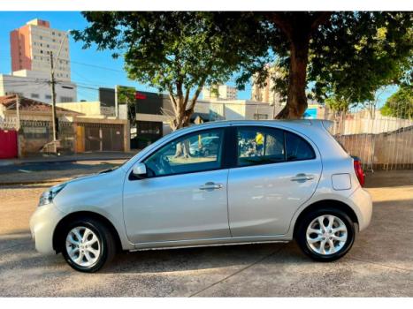 NISSAN March 1.6 16V 4P SV FLEX AUTOM�TICO CVT, Foto 3
