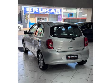 NISSAN March 1.6 16V 4P SV FLEX, Foto 13