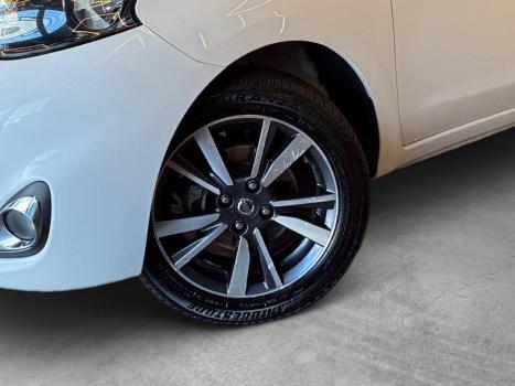 NISSAN March 1.6 16V 4P SL FLEX AUTOM�TICO CVT, Foto 6