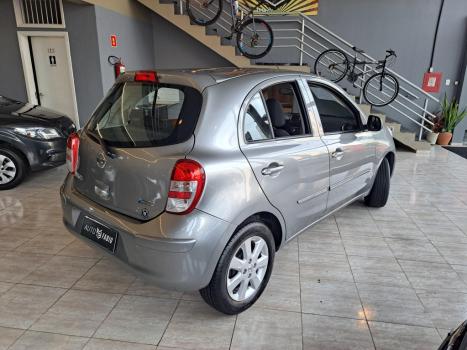 NISSAN March 1.6 16V 4P S FLEX, Foto 3