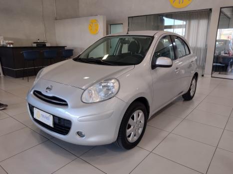 NISSAN March 1.6 16V 4P SV FLEX, Foto 2