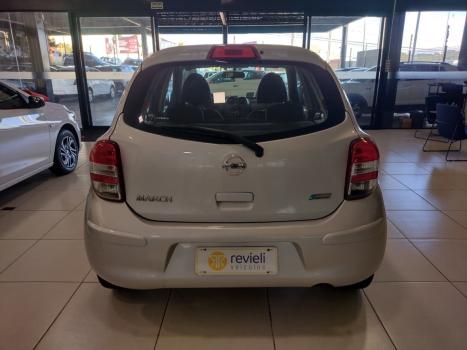 NISSAN March 1.6 16V 4P SV FLEX, Foto 6