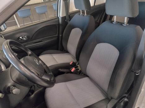 NISSAN March 1.6 16V 4P SV FLEX, Foto 9
