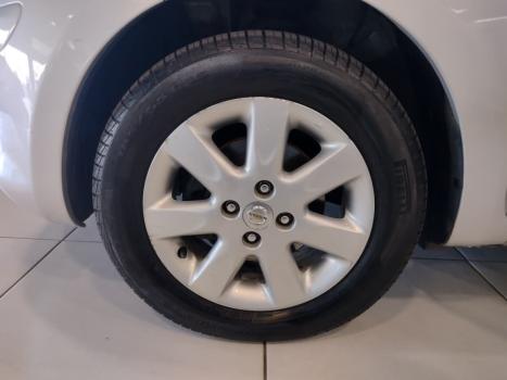NISSAN March 1.6 16V 4P SV FLEX, Foto 11