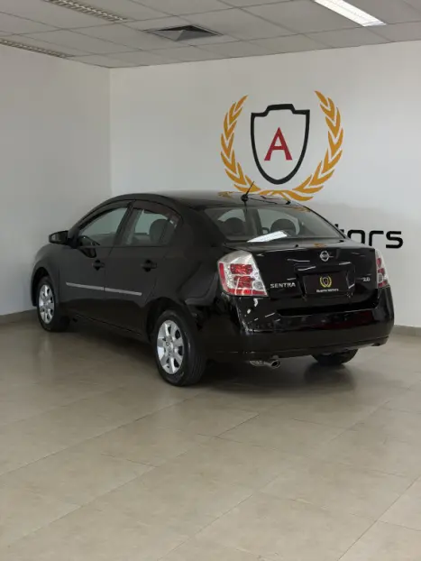 NISSAN Sentra 2.0 16V 4P, Foto 3