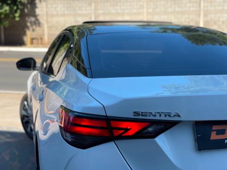 NISSAN Sentra 2.0 16V 4P EXCLUSIVE AUTOM�TICO, Foto 5