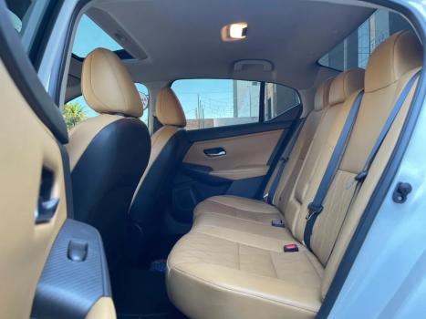 NISSAN Sentra , Foto 10