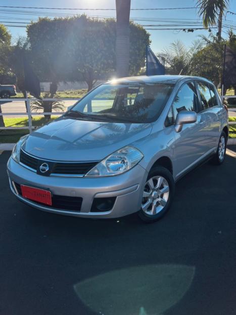 NISSAN Tiida Hatch 1.8 16V S 4P, Foto 2