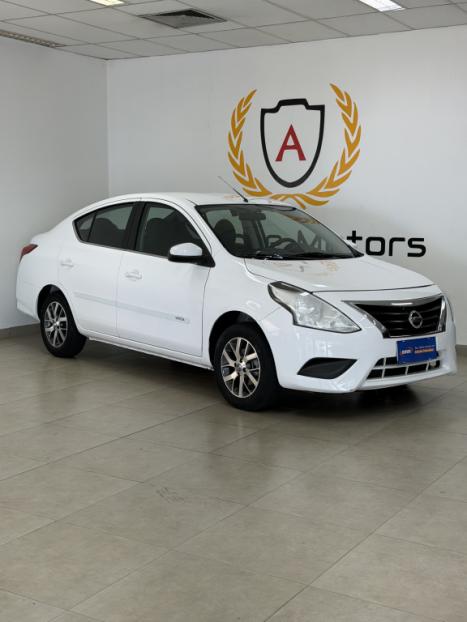 NISSAN Versa Sedan 1.6 16V 4P FLEX SV, Foto 1