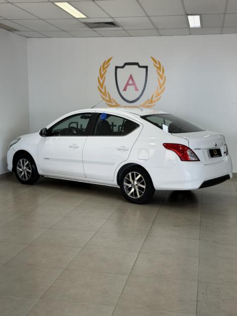 NISSAN Versa Sedan 1.6 16V 4P FLEX SV, Foto 4
