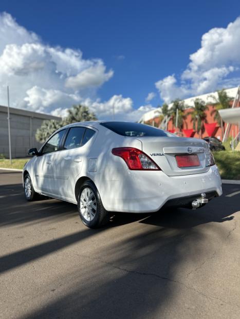 NISSAN Versa Sedan 1.6 16V 4P SV FLEX XTRONIC AUTOM�TICO CVT, Foto 9