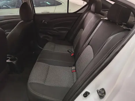 NISSAN Versa Sedan 1.6 16V 4P SV FLEX XTRONIC AUTOM�TICO CVT, Foto 7