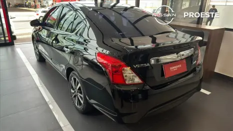 NISSAN Versa Sedan 1.6 16V 4P UNIQUE FLEX, Foto 6