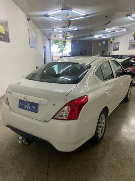 NISSAN Versa Sedan 1.0 4P FLEX S, Foto 6