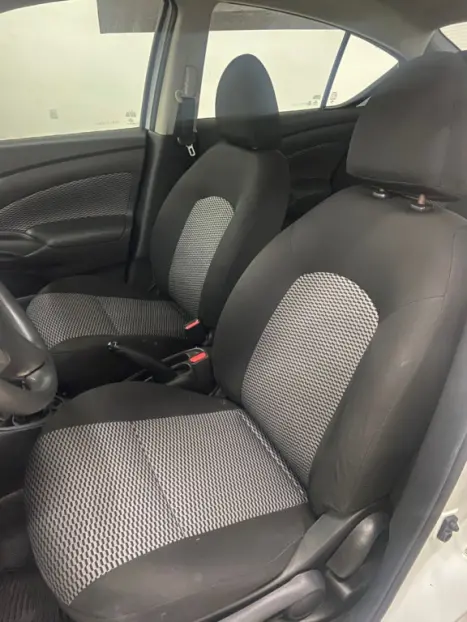NISSAN Versa Sedan 1.0 4P FLEX S, Foto 7