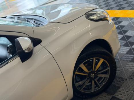 NISSAN Versa Sedan 1.6 16V 4P FLEX SR XTRONIC AUTOM�TICO CVT, Foto 5