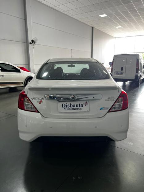 NISSAN Versa Sedan 1.6 16V 4P UNIQUE FLEX XTRONIC AUTOM�TICO CVT, Foto 11