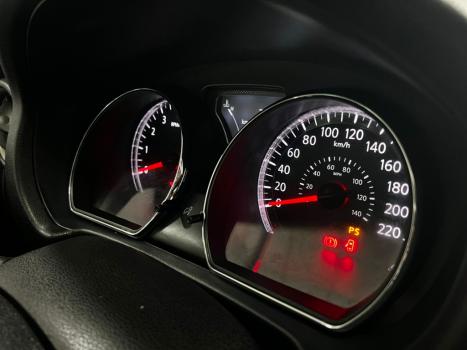 NISSAN Versa Sedan 1.6 16V 4P UNIQUE FLEX XTRONIC AUTOM�TICO CVT, Foto 15