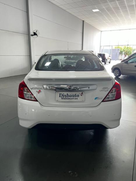 NISSAN Versa Sedan 1.6 16V 4P UNIQUE FLEX XTRONIC AUTOM�TICO CVT, Foto 10