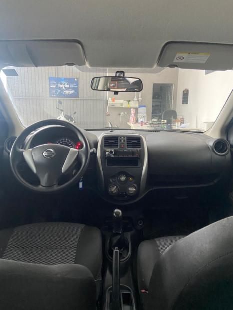 NISSAN Versa Sedan 1.0 12V 4P FLEX V-DRIVE, Foto 2