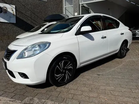 NISSAN Versa Sedan 1.6 16V 4P FLEX SV, Foto 3