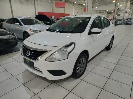 NISSAN Versa Sedan 1.6 16V 4P FLEX SV, Foto 2