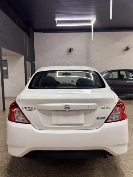 NISSAN Versa Sedan 1.6 16V 4P S FLEX XTRONIC AUTOM�TICO CVT, Foto 2