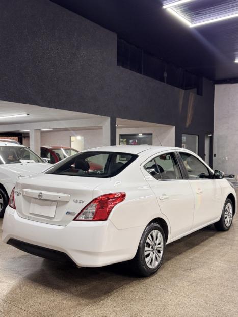 NISSAN Versa Sedan 1.6 16V 4P S FLEX XTRONIC AUTOM�TICO CVT, Foto 7