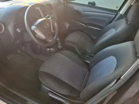 NISSAN Versa Sedan 1.0 4P FLEX, Foto 7