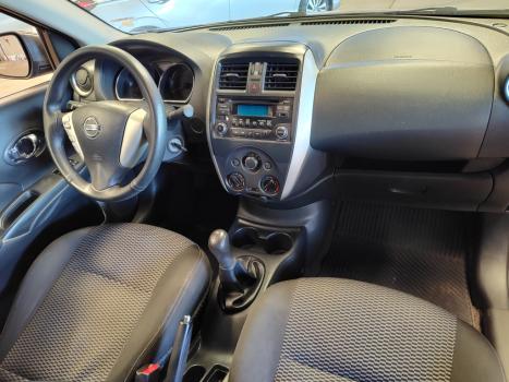 NISSAN Versa Sedan 1.6 16V 4P FLEX SV, Foto 6