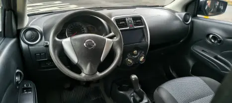 NISSAN Versa Sedan 1.0 4P FLEX S, Foto 4