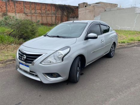 NISSAN Versa Sedan 1.6 16V 4P SL FLEX XTRONIC AUTOMÁTICO CVT, Foto 2