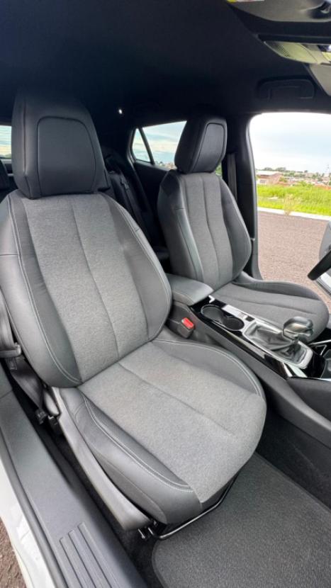 PEUGEOT 2008 1.0 12V 4P FLEX TURBO 200 ACTIVE AUTOM�TICO CVT, Foto 8