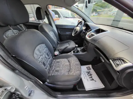 PEUGEOT 207 Hatch 1.4 XR FLEX, Foto 6