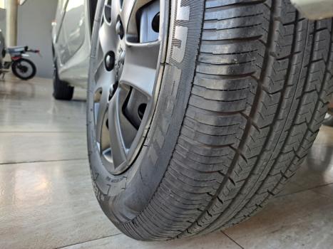 PEUGEOT 207 Hatch 1.4 4P XR FLEX, Foto 5