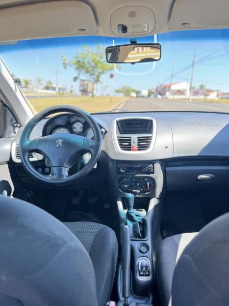 PEUGEOT 207 Sedan 1.4 4P PASSION XR FLEX, Foto 4