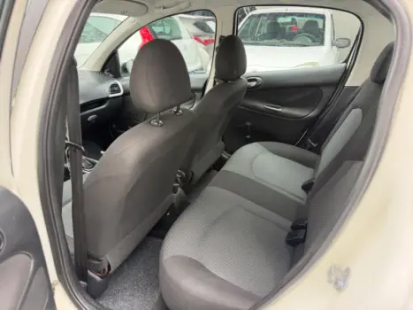 PEUGEOT 207 Sedan 1.4 4P PASSION XR FLEX, Foto 12
